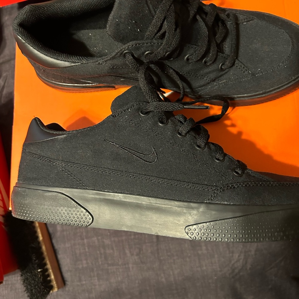 Nike shoes